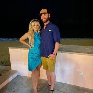 Meet your Posher, Avery